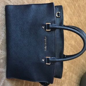 Micheal Kors large Selma